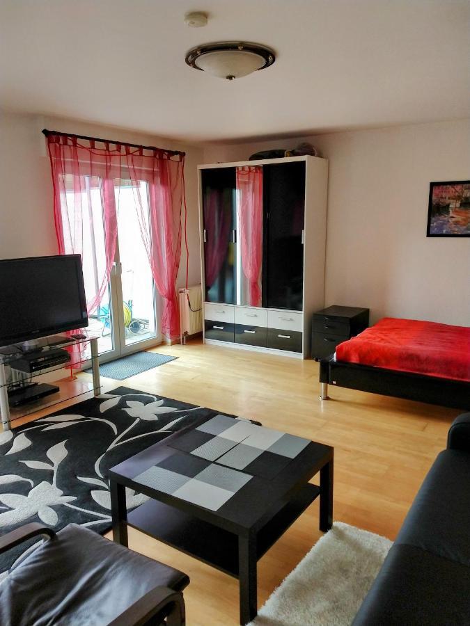 Julia'S Monteur Oase - Premium Apartment Exklusiv Fuer Solo-Reisende إنيبهتال المظهر الخارجي الصورة